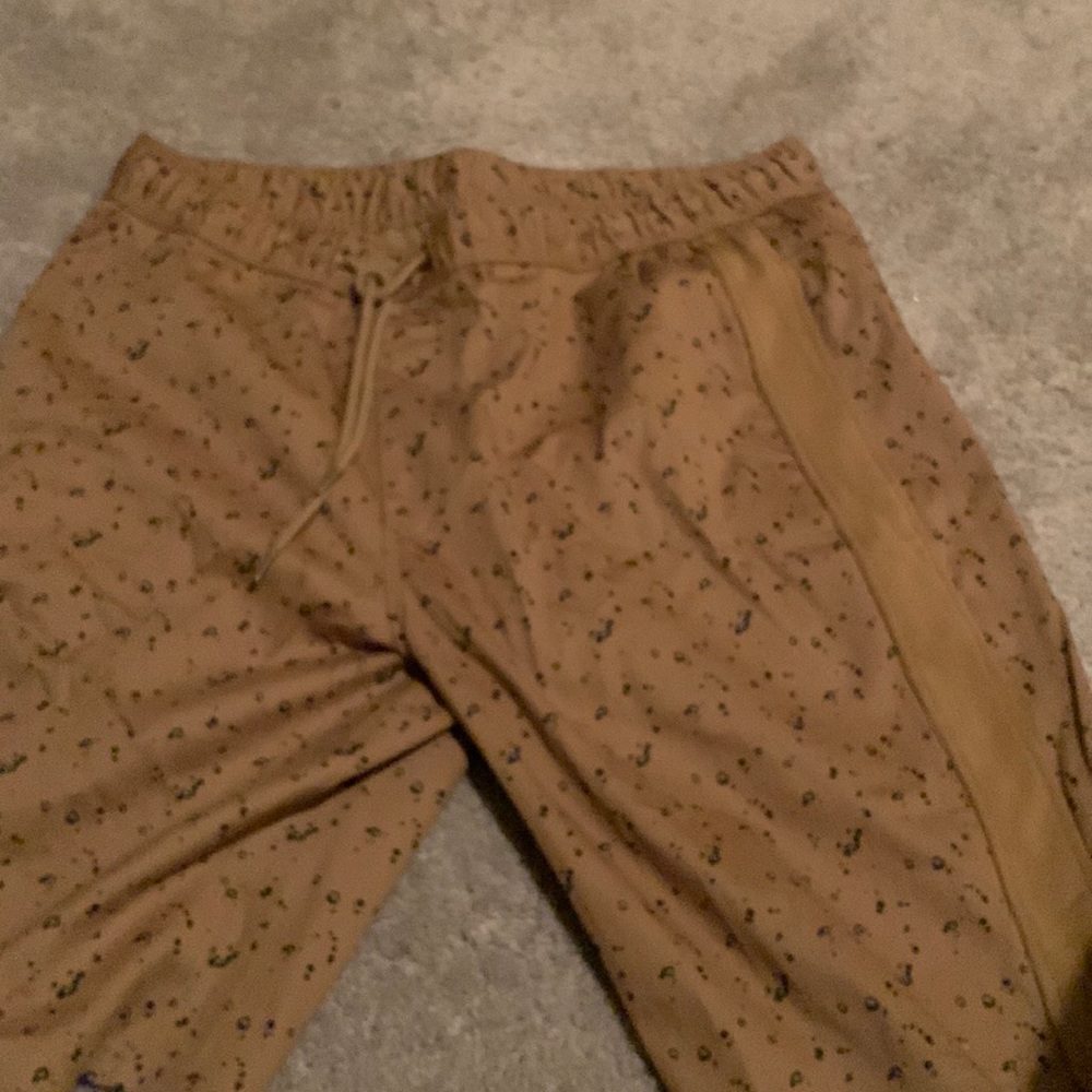 Khaki shorts